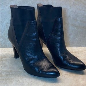 Donald Pliner Black Leather Low Boots